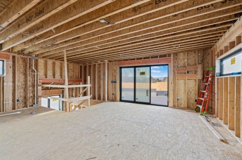 1374 Vine St, Denver CO  80205-4134 exterior