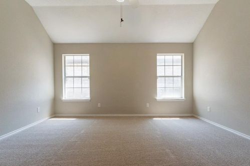 1621 Morrison Dr, Fort Worth TX  76112-3766 exterior