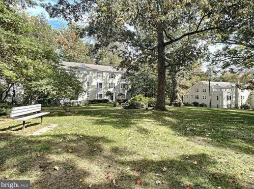 814 Arlington Mill Dr, Arlington VA  22204-2923 exterior