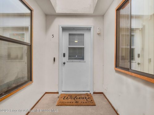 551 Garfield Dr, Grand Junction, CO 81504-4934