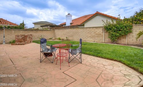 2418 Sandpiper Dr, Santa Maria CA  93455-1521 exterior