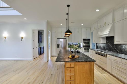 6705 Olympia Hills Rd, Fort Worth TX  76132-7117 exterior