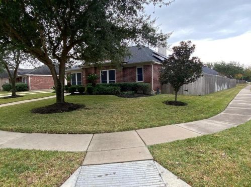 1402 Waterside Village Dr, Richmond TX  77407-6952 exterior