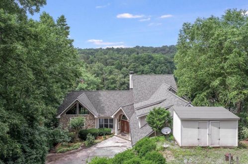 57 Stonecliff Cove Dr, Dawsonville, GA 30534-6413
