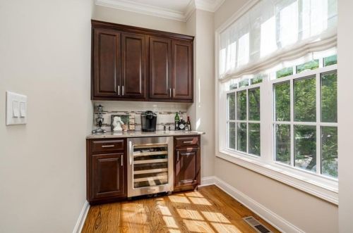 1301 Lullwater Park Cir, Atlanta GA  30306-4641 exterior