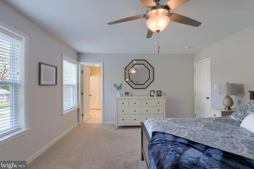 1518 Sunset Ave, Lancaster PA  17601-4328 exterior