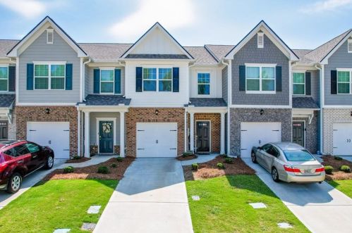 61 Chastain Cir, Newnan GA  30263-8640 exterior