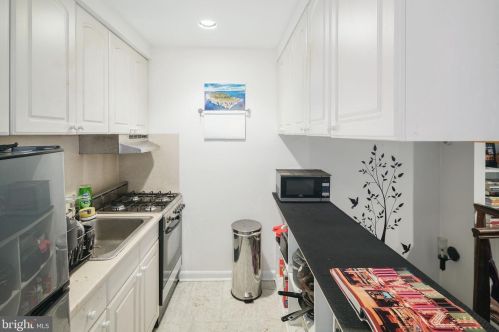 1336 Lombard St, Philadelphia PA  19147-1004 exterior