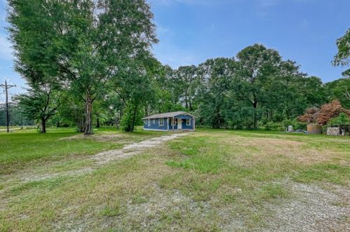 15897 Dewberry Ln, Conroe TX  77302-7517 exterior