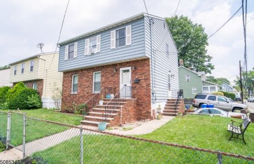 7 Hickory St, Bloomfield, NJ 07003-5007