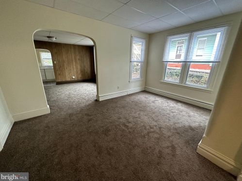 205 Pine St, Harrisburg, PA 17113-2300