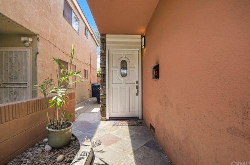 10515 San Anselmo Ave, South Gate, CA 90280-5630