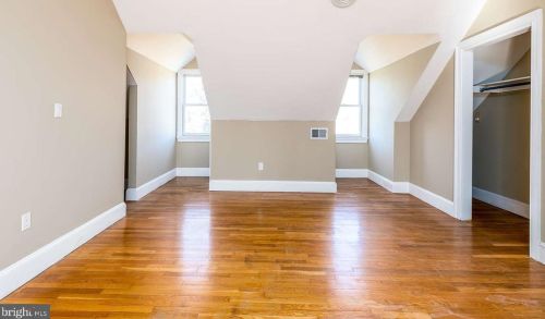 315 Valley Brook Dr, Silver Spring MD 20904-2955 exterior