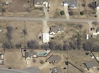 8052 Lindy Ln, Claremore, OK 74019-4323
