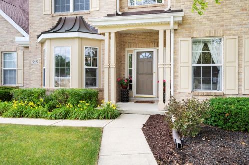 15827 Weathervane Way, Plainfield, IL 60544-8889
