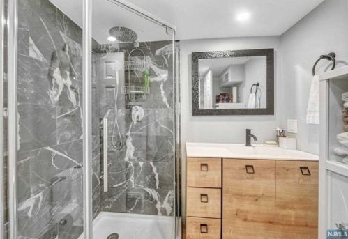 182 12th St, Wood-Ridge NJ  07075-2067 exterior