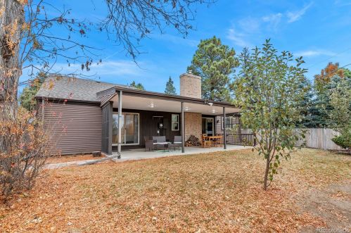 8022 Hinsdale Pl, Englewood CO  80112-1829 exterior