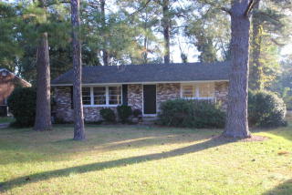 2577 Delano Dr, Macon, GA 31204-1112