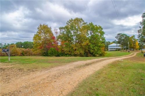 17979 Stover Ln, Rogers, AR 72756-7928