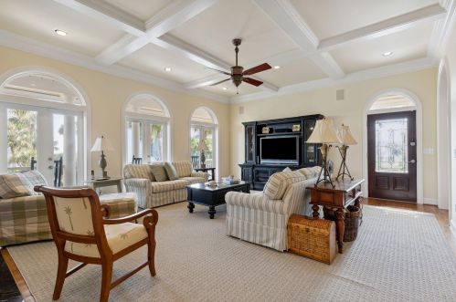 5 Beachwood, Isle Of Palms SC  29451-2815 exterior
