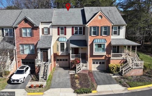 11769 Great Owl Cir, Herndon, VA 20194-1170