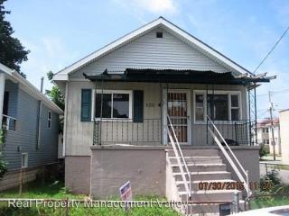 625 Grant St, Charleston WV  25302-1932 exterior