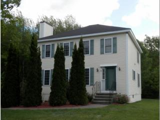 1 Drake Ln, Derry, NH 03038-4131