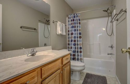 39 Autumn Dr, Miami OH 45056-8757 exterior