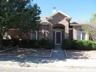 6918 Freeport Ave, Lubbock, TX 79424-1938