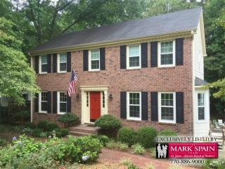 2124 Rockland Ct, Marietta, GA 30062-6045