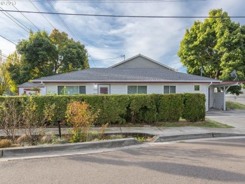 11620 7th St, Beaverton, OR 97005-2954