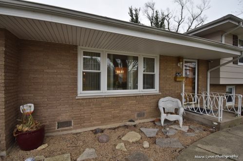 469 Myrtle Ave, Elmhurst, IL 60126-2242