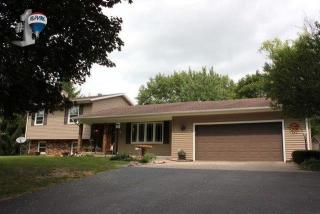 630 Hillandale Dr, Union Grove, IL 61270-2017
