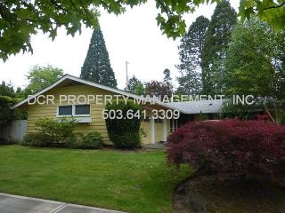 1865 Huntington Ave, Portland OR  97225-4753 exterior