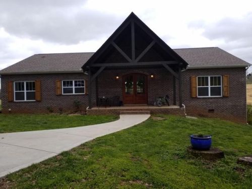 3028 Devault Rd, Mcghee Tyson Ang Base, TN 37777-3634