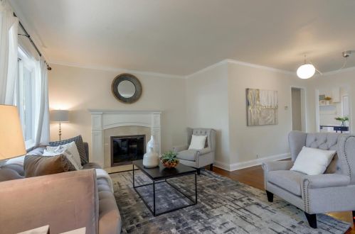 2141 Princeton St, Palo Alto, CA 94306-1326
