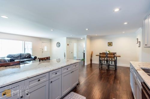 1723 Hardin Ave, Atlanta GA  30337-2059 exterior
