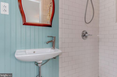 958 Chesterfield Rd, Haddonfield NJ 08033-3615 exterior