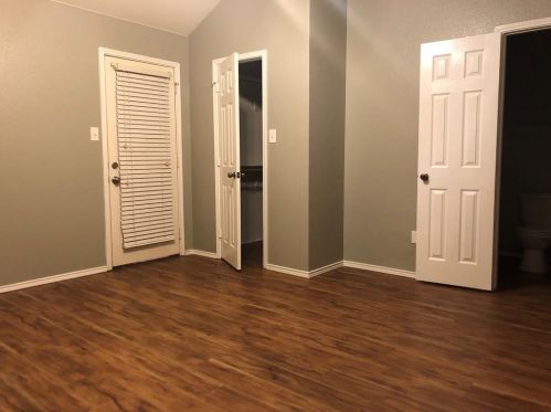 5033 Mountain Spring Trl, Fort Worth TX  76123-2884 exterior