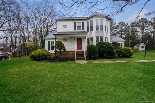 5024 Kentwood Dr, Gastonia, NC 28056-8803
