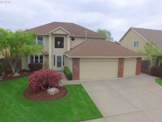 2760 Hacienda Loop, Damascus, OR 97080