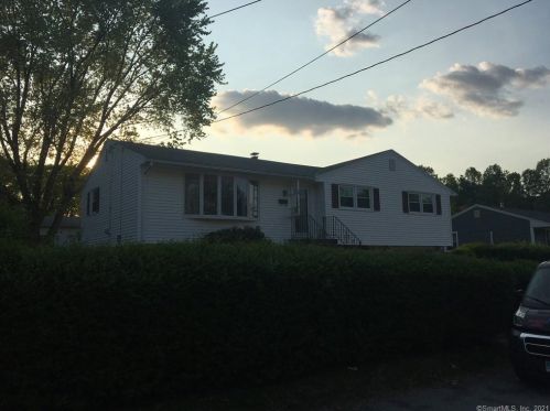 43 Charter Ave, Waterbury, CT 06705-3015