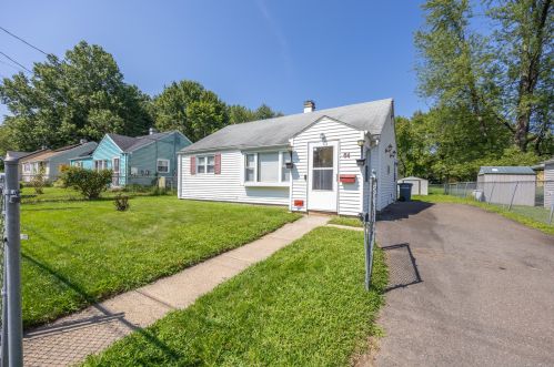84 Morningside St, Hartford, CT 06112-1143