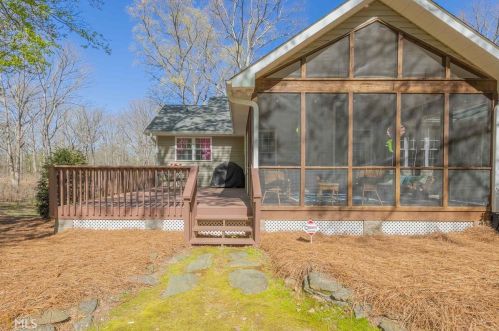 6299 West Ave, Lavonia, GA 30553-1191