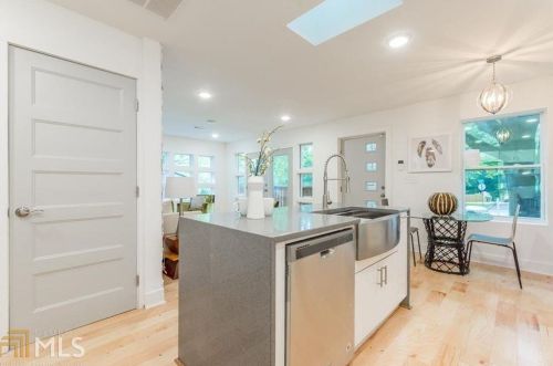 1816 Evans Dr, Atlanta GA  30310-4820 exterior
