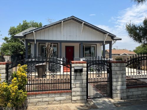 243 E St, Colton, CA 92324-2818