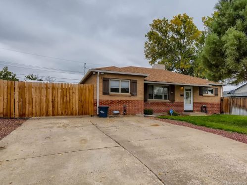 9301 Wigham St, Denver CO  80229-3862 exterior