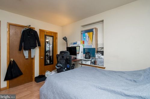 4028 Market St, Philadelphia PA  19104-3065 exterior