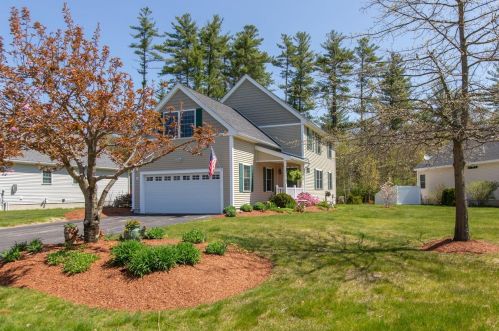 14 Jonathan Dr, Concord, NH 03303-1949