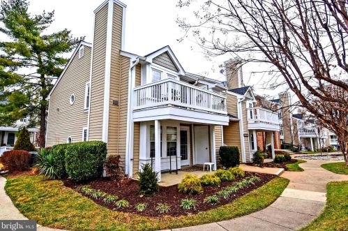 4539 28th Rd, Arlington, VA 22206-3374